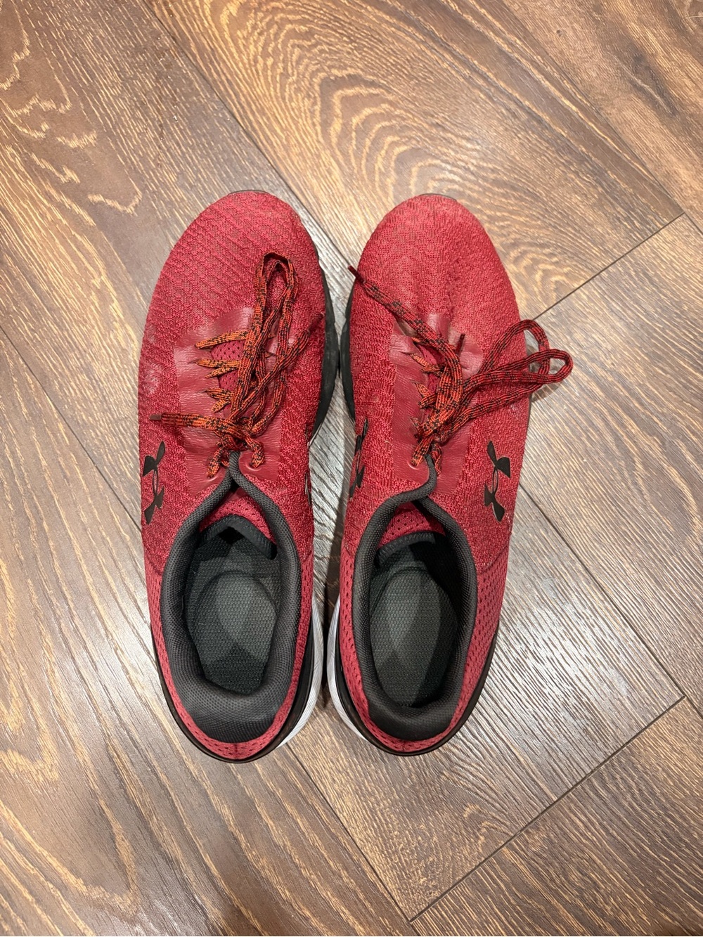 Under Armour Men's Red Knit Athletic Running Shoes with Black Accents
